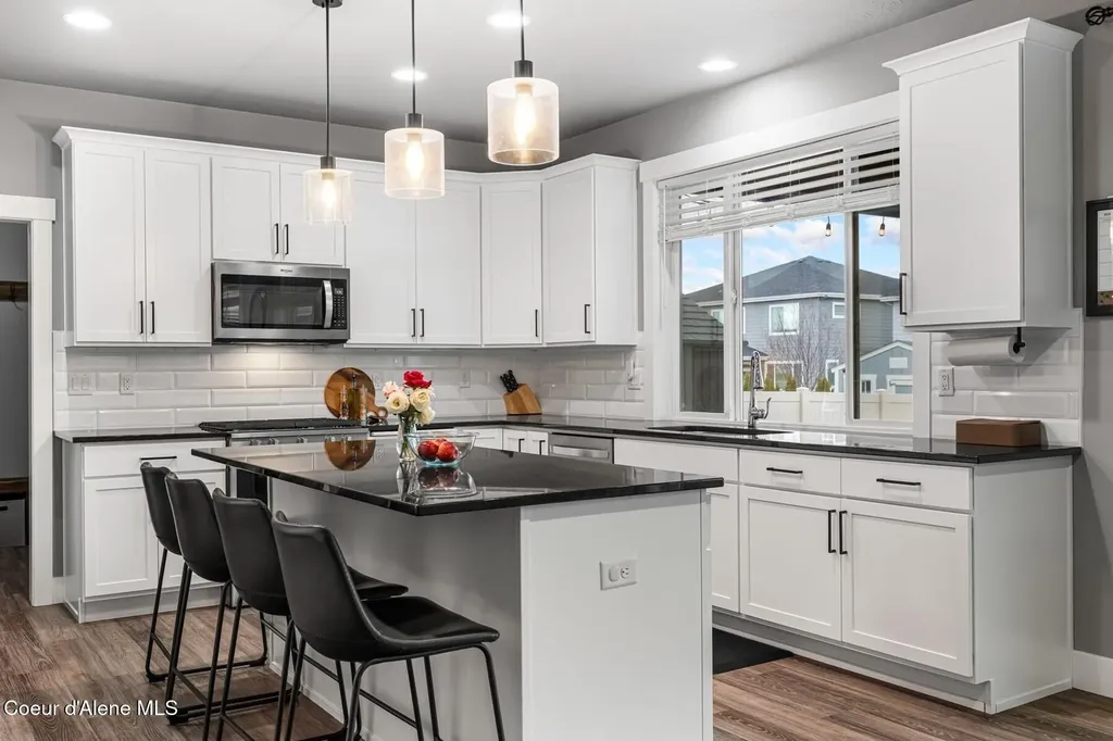 3752 N Shelburne Lp Post Falls ID 83854