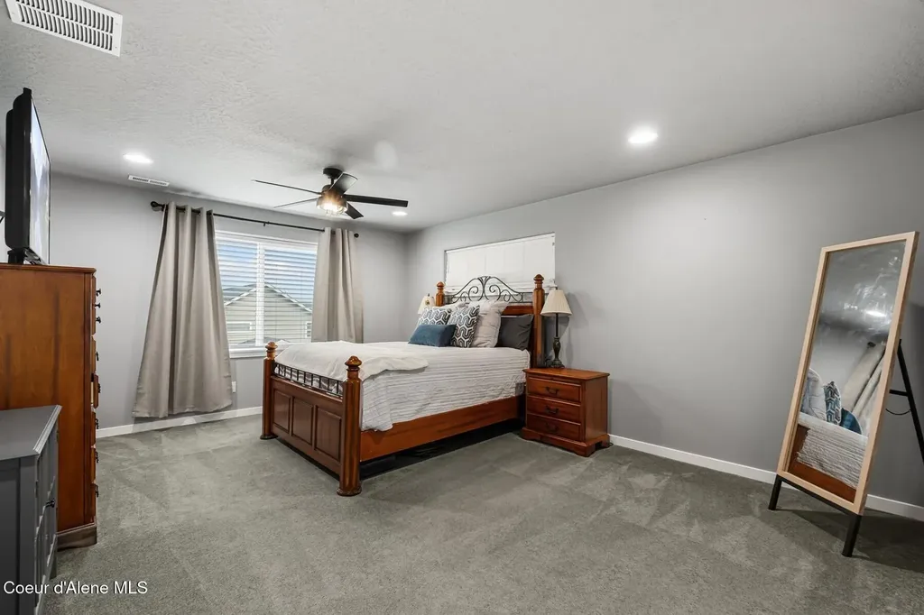 3752 N Shelburne Lp Post Falls ID 83854
