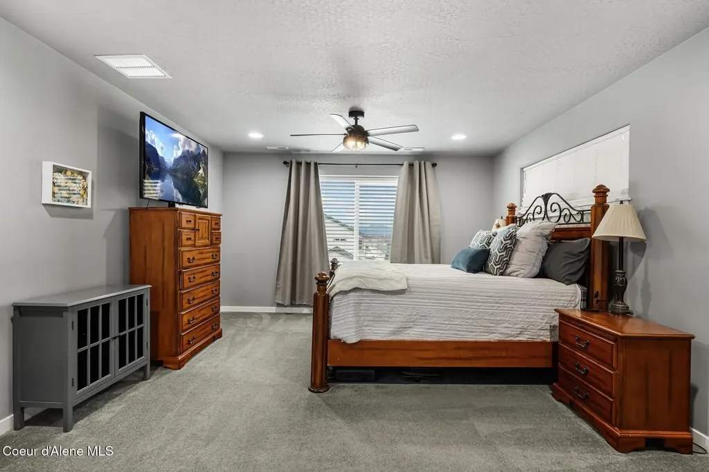 3752 N Shelburne Lp Post Falls ID 83854