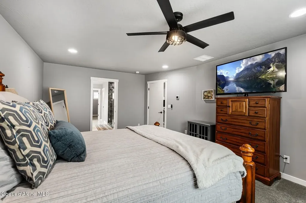 3752 N Shelburne Lp Post Falls ID 83854