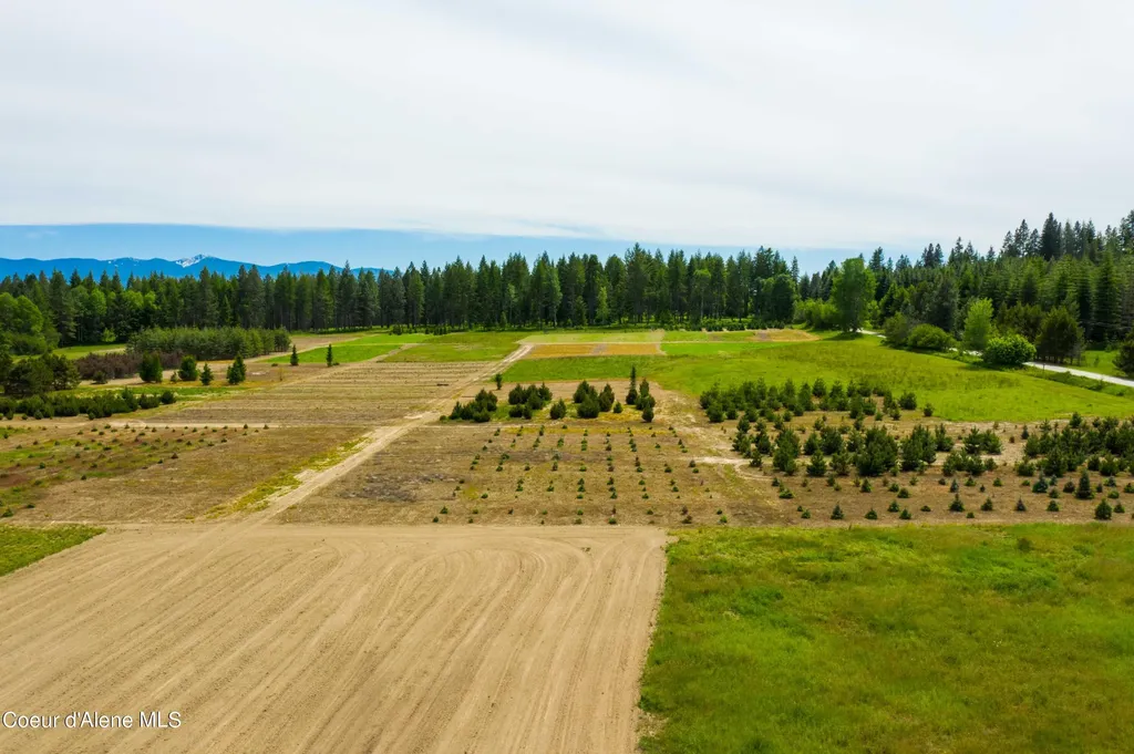 Nna Holmes Road Bonners Ferry ID 83805