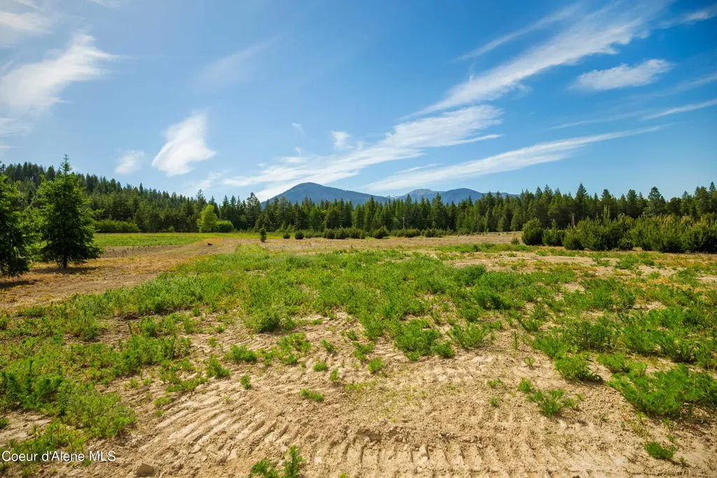 Nna Holmes Road Bonners Ferry ID 83805