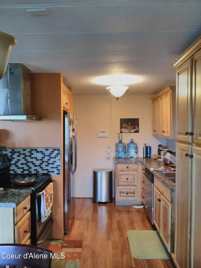 302 School Road Hope ID 83836