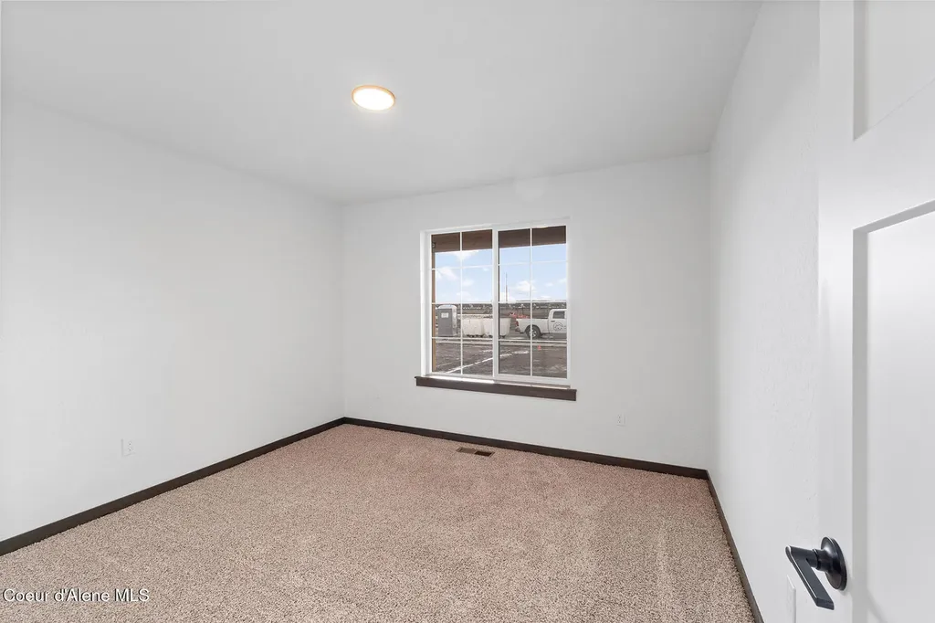 8989 W Swather Avenue Rathdrum ID 83858