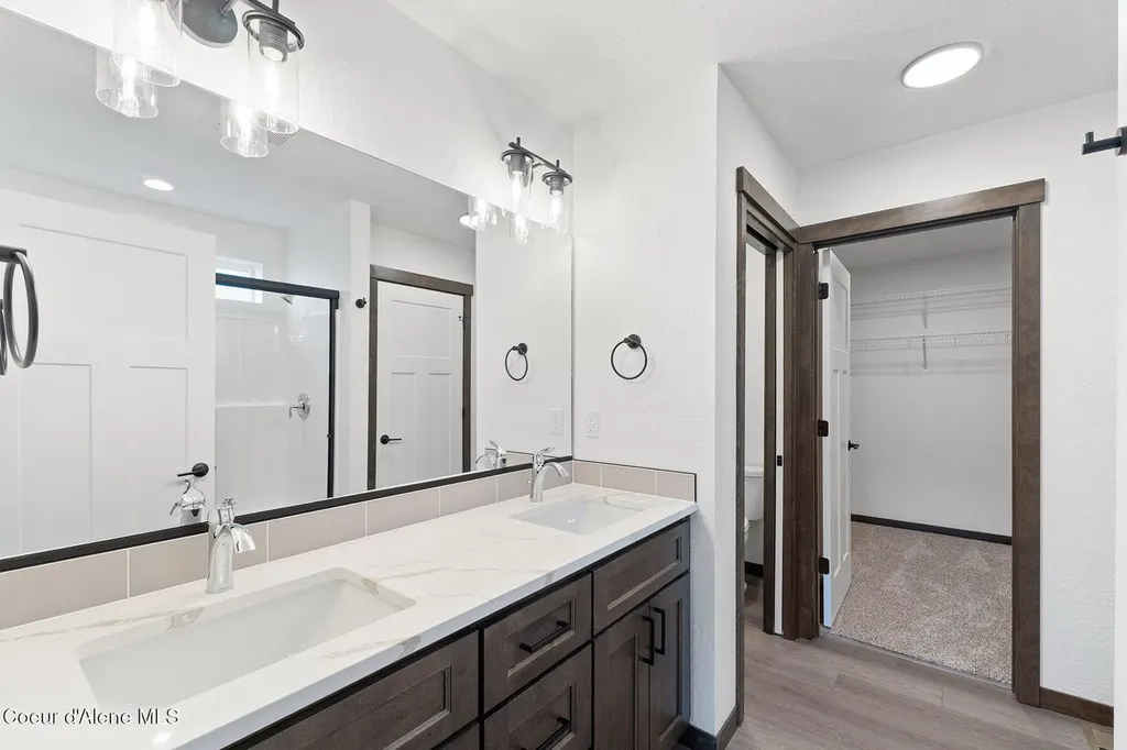 8989 W Swather Avenue Rathdrum ID 83858