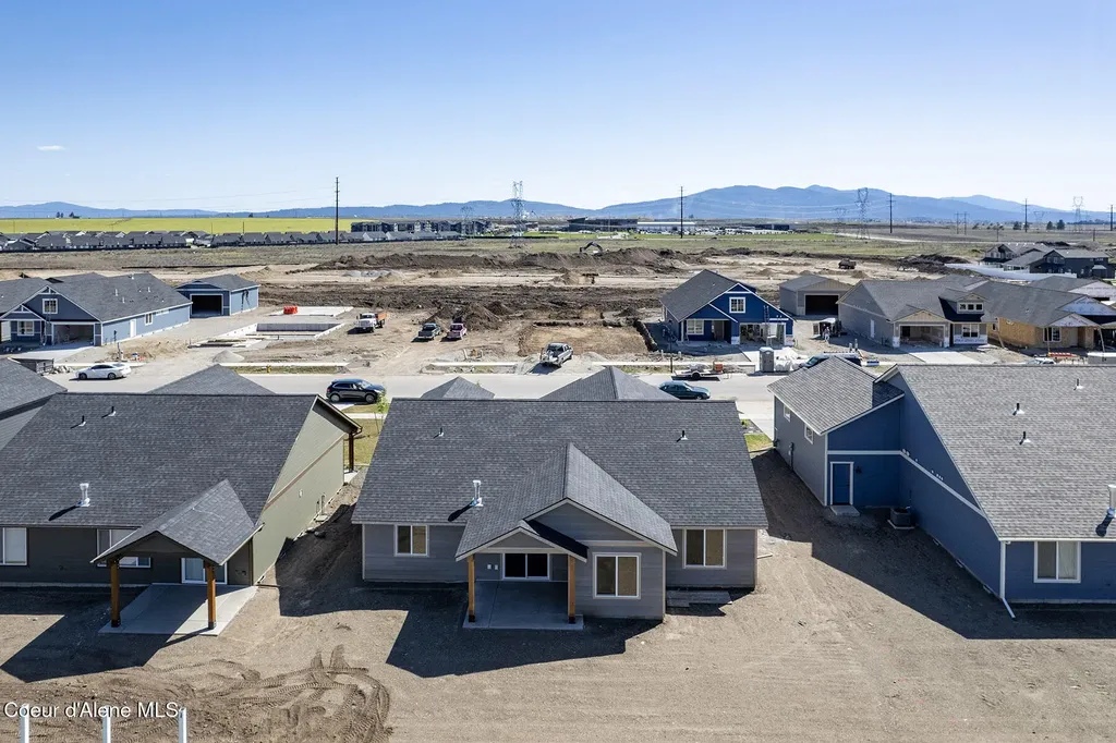 8989 W Swather Avenue Rathdrum ID 83858
