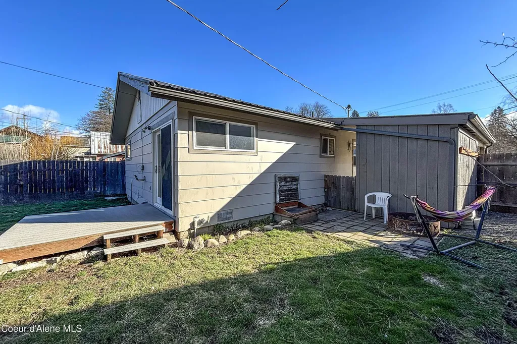 218 S 2nd Avenue Sandpoint ID 83864