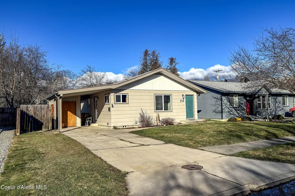 218 S 2nd Avenue Sandpoint ID 83864