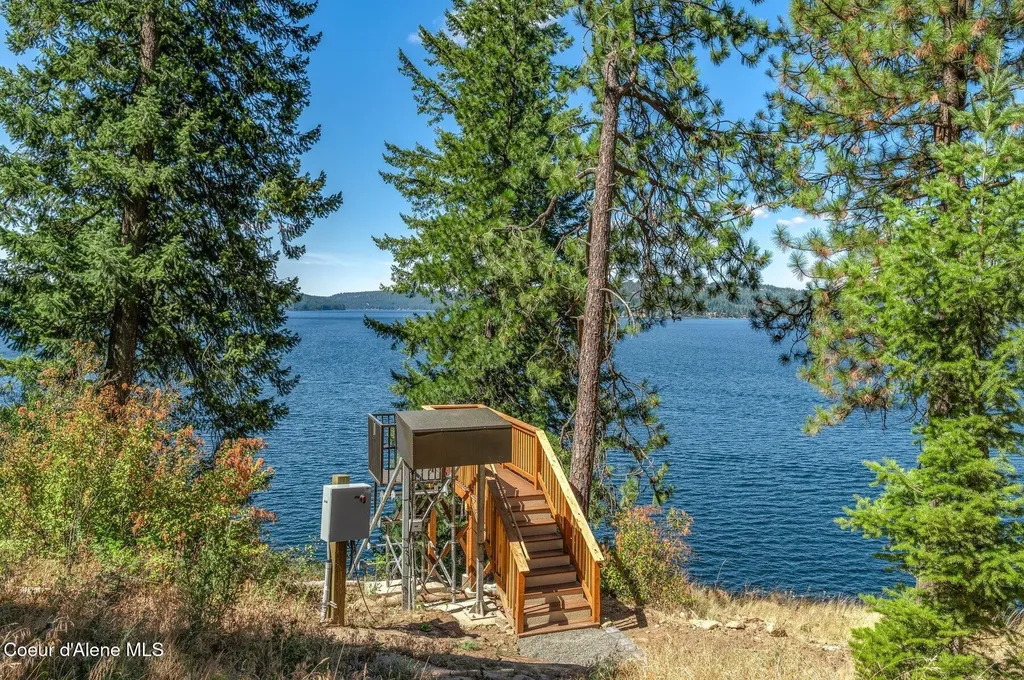 19695 S Headlands Drive Harrison ID 83833