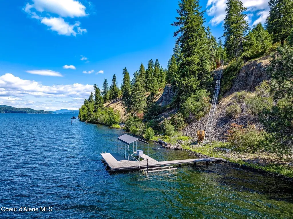 19695 S Headlands Drive Harrison ID 83833