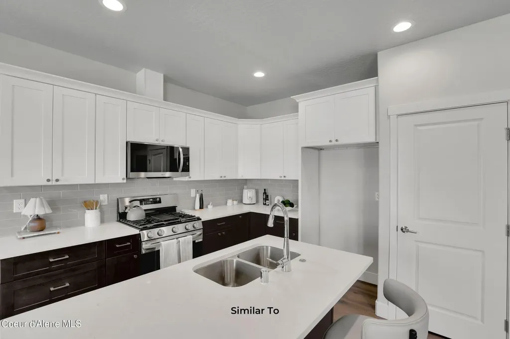 759 N Galbraith Lp (lot22) Post Falls ID 83854