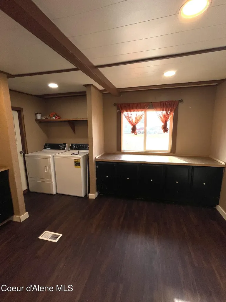 1356 N Highway 41 Post Falls ID 83854