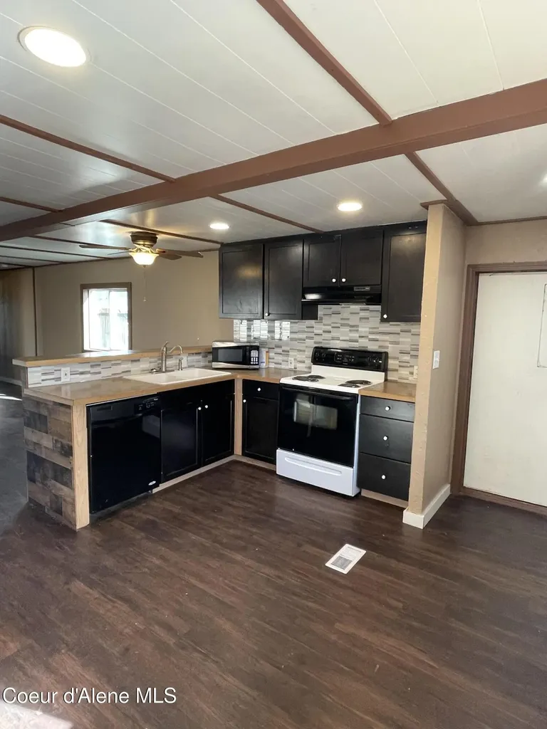 1356 N Highway 41 Post Falls ID 83854