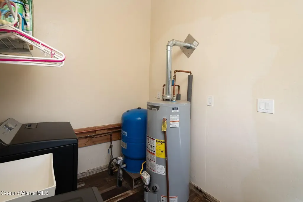 49 Zig Zag Way Athol ID 83801