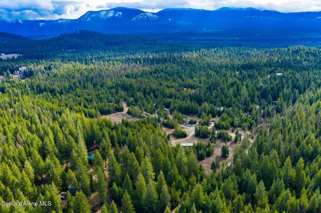 49 Zig Zag Way Athol ID 83801