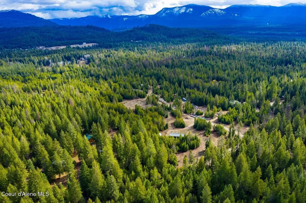 49 Zig Zag Way Athol ID 83801