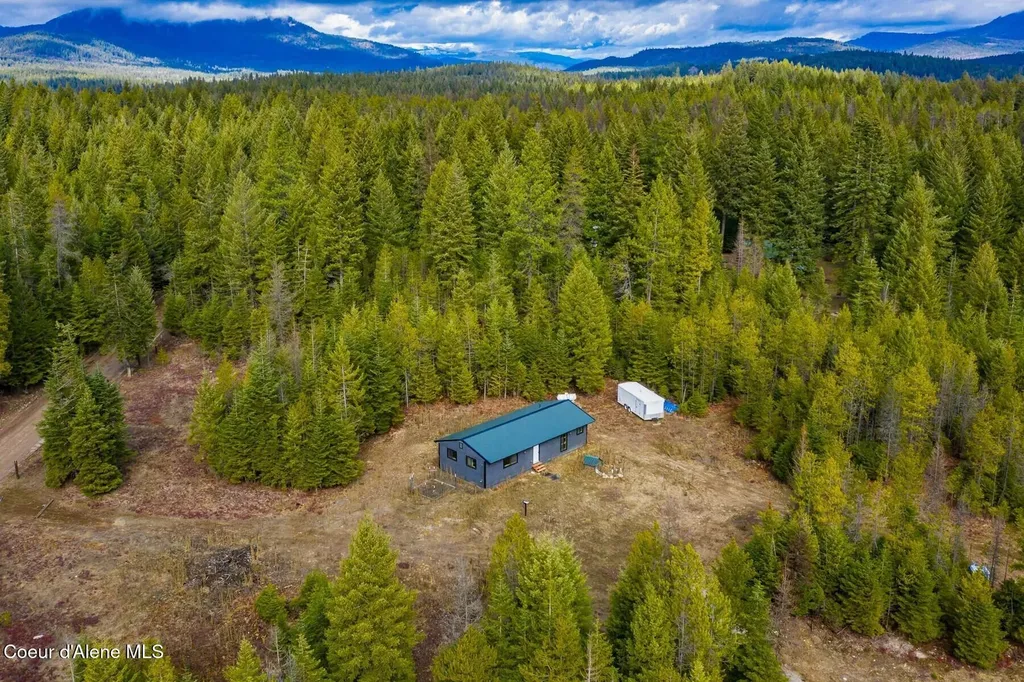 49 Zig Zag Way Athol ID 83801
