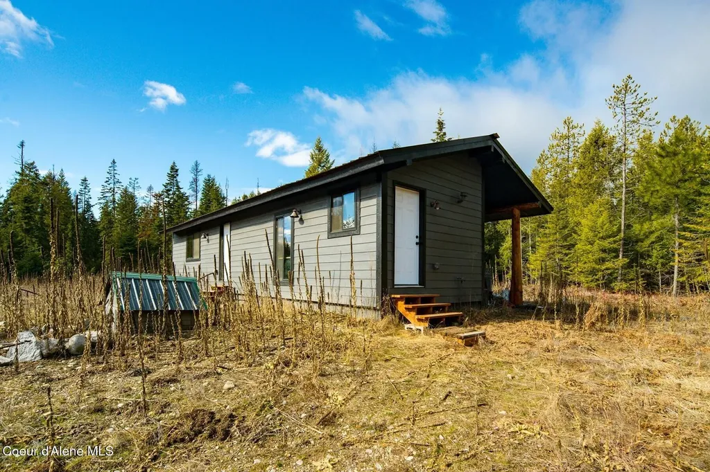 49 Zig Zag Way Athol ID 83801