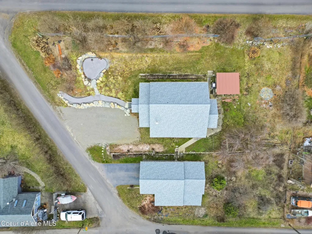 312 Ellisport Street Hope ID 83836