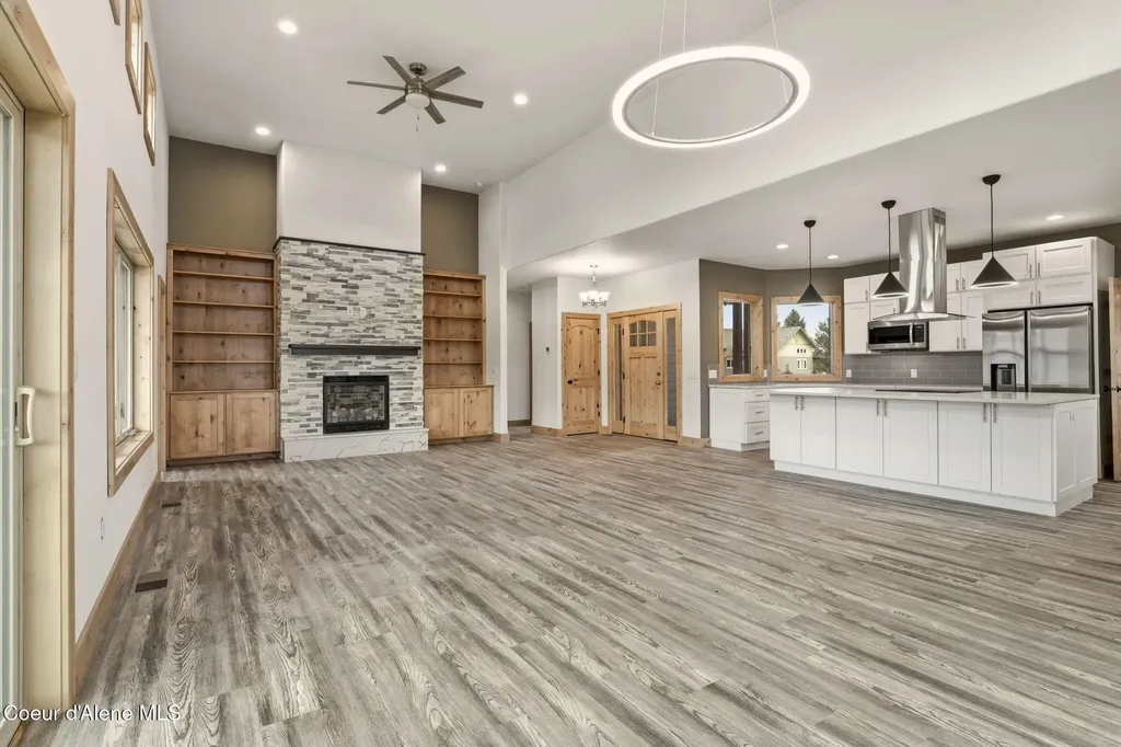 10 Bellflower Court Blanchard ID 83804
