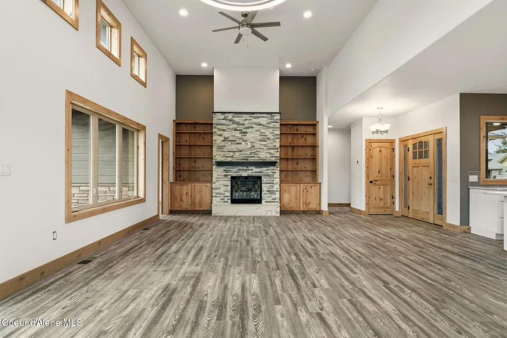 10 Bellflower Court Blanchard ID 83804