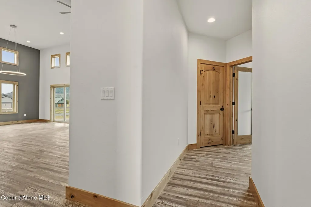 10 Bellflower Court Blanchard ID 83804