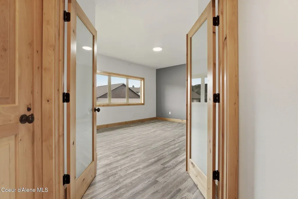 10 Bellflower Court Blanchard ID 83804