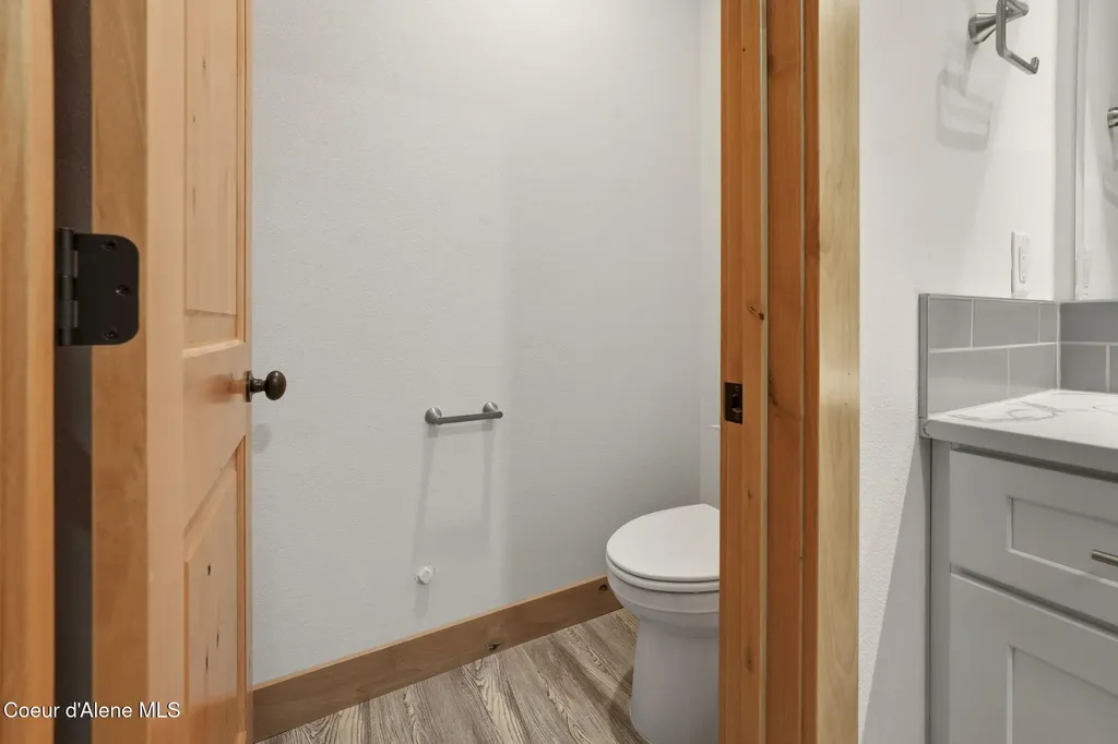 10 Bellflower Court Blanchard ID 83804