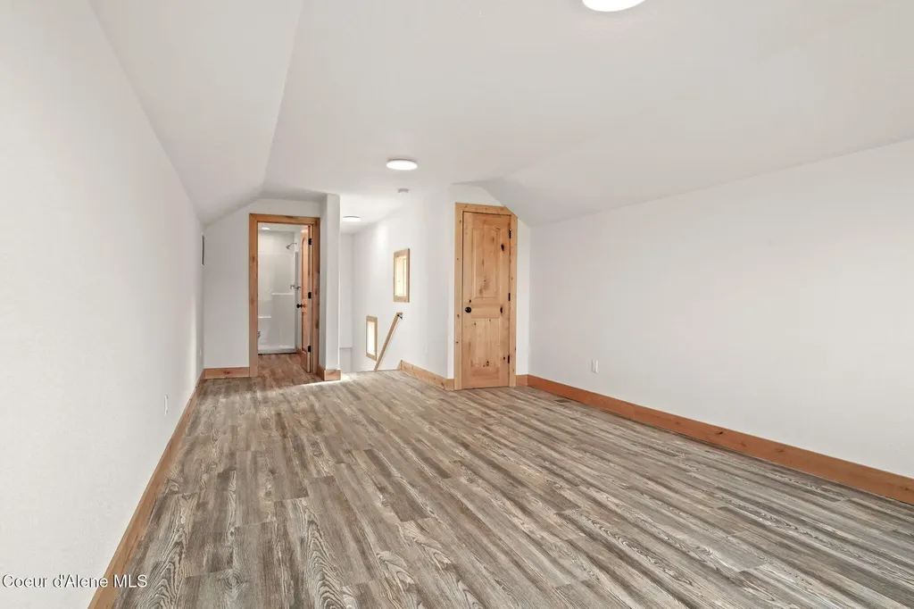 10 Bellflower Court Blanchard ID 83804