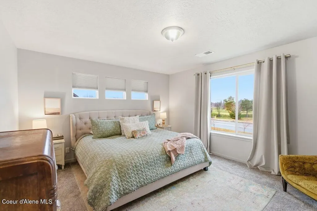 880 E Allenby Court Post Falls ID 83854