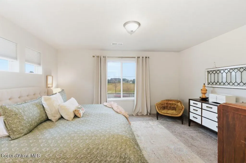 880 E Allenby Court Post Falls ID 83854