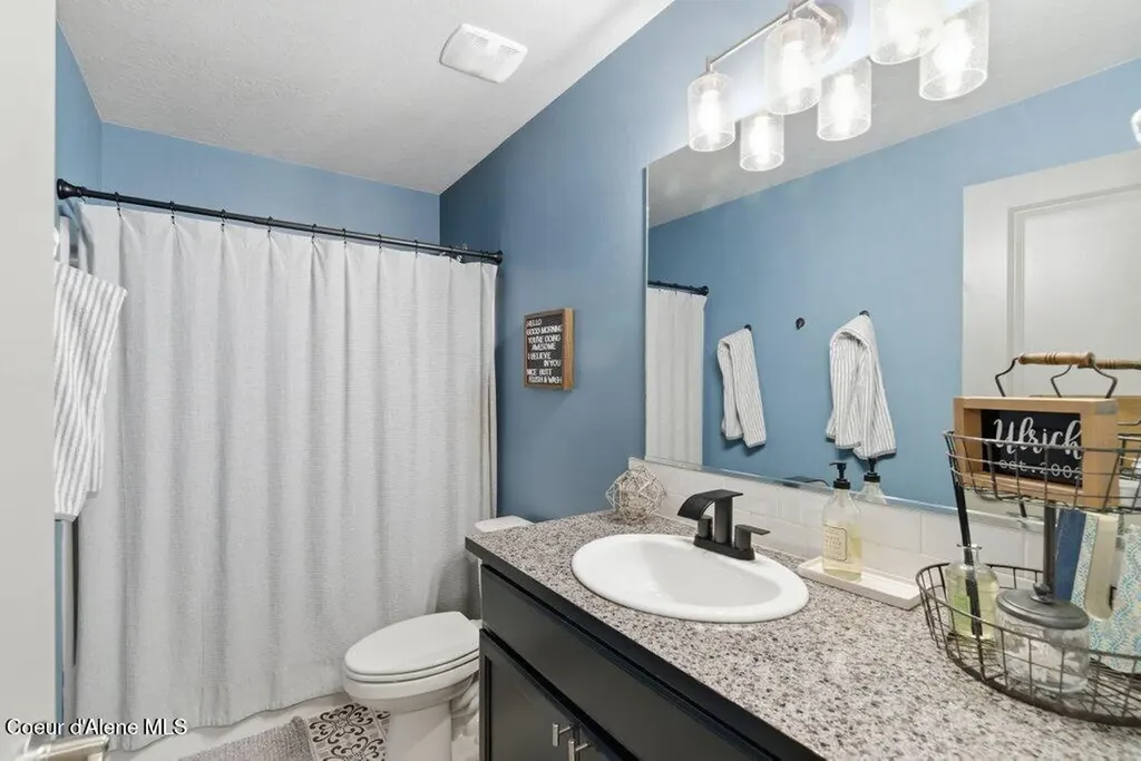 880 E Allenby Court Post Falls ID 83854