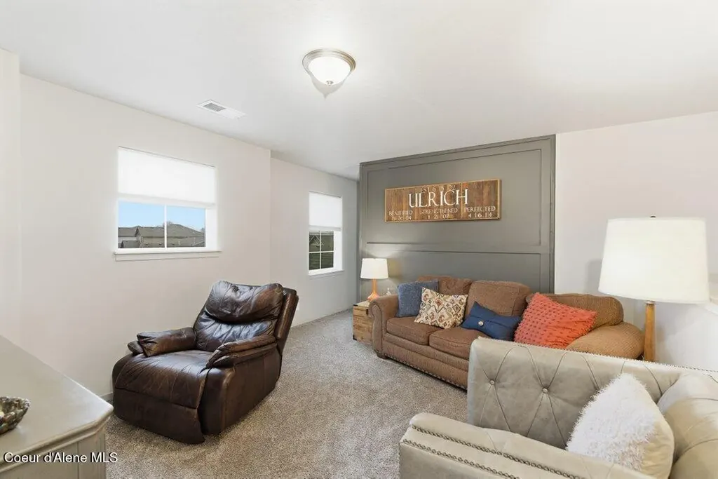 880 E Allenby Court Post Falls ID 83854