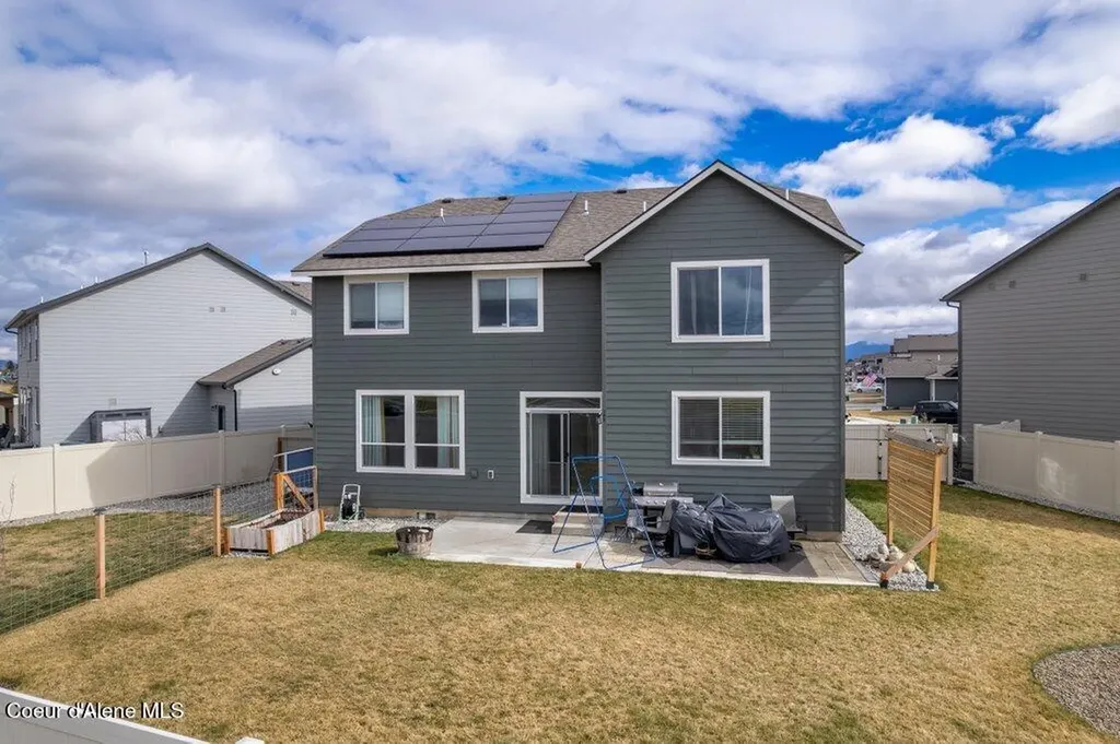 880 E Allenby Court Post Falls ID 83854