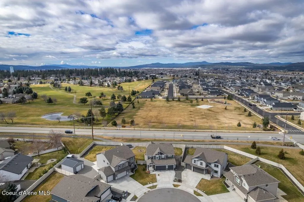 880 E Allenby Court Post Falls ID 83854