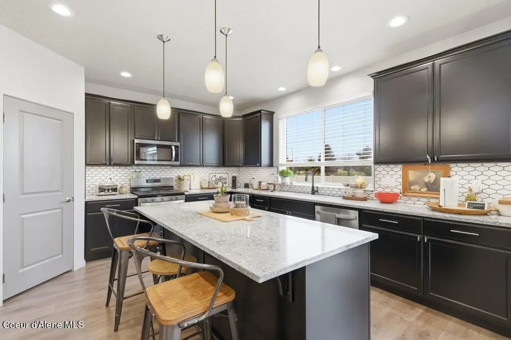 880 E Allenby Court Post Falls ID 83854