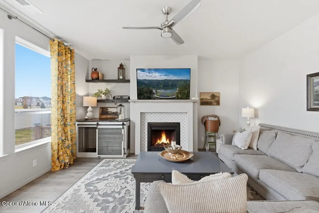 880 E Allenby Court Post Falls ID 83854