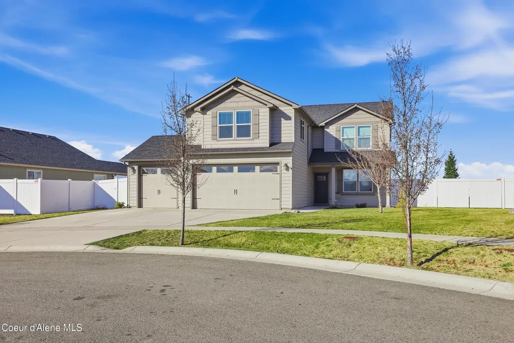 6456 W Irish Circle Rathdrum ID 83858