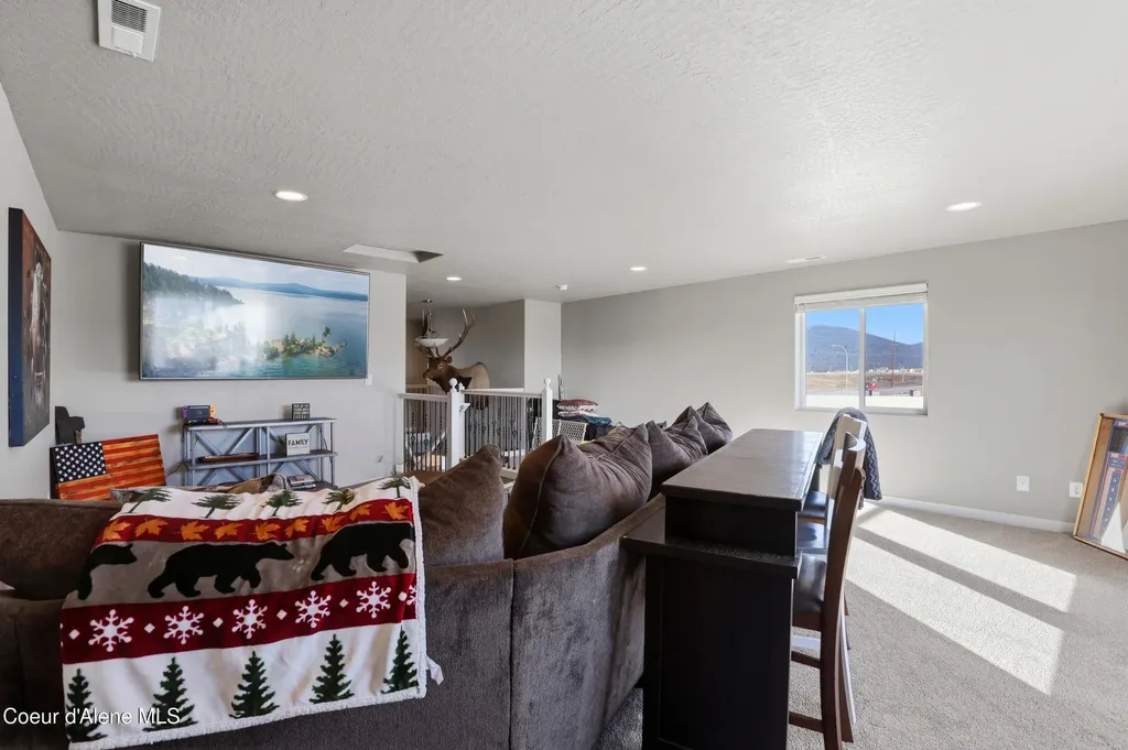 6456 W Irish Circle Rathdrum ID 83858