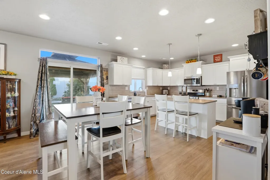 6456 W Irish Circle Rathdrum ID 83858