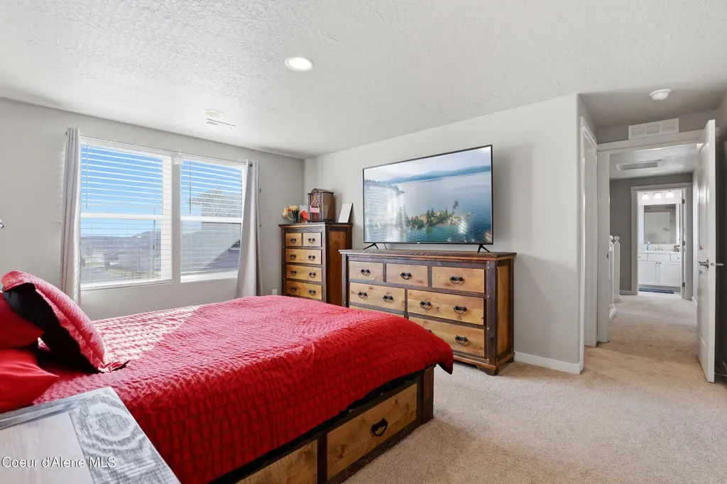 6456 W Irish Circle Rathdrum ID 83858