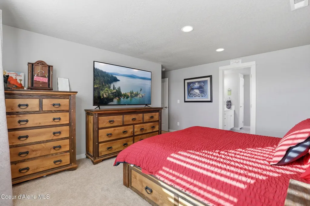 6456 W Irish Circle Rathdrum ID 83858