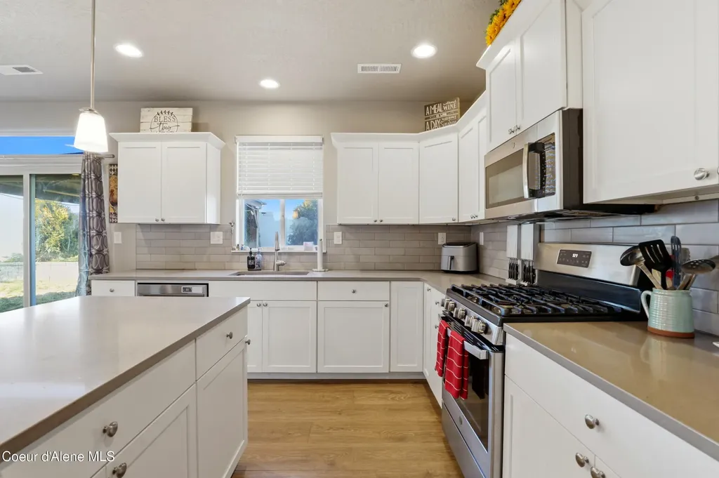 6456 W Irish Circle Rathdrum ID 83858