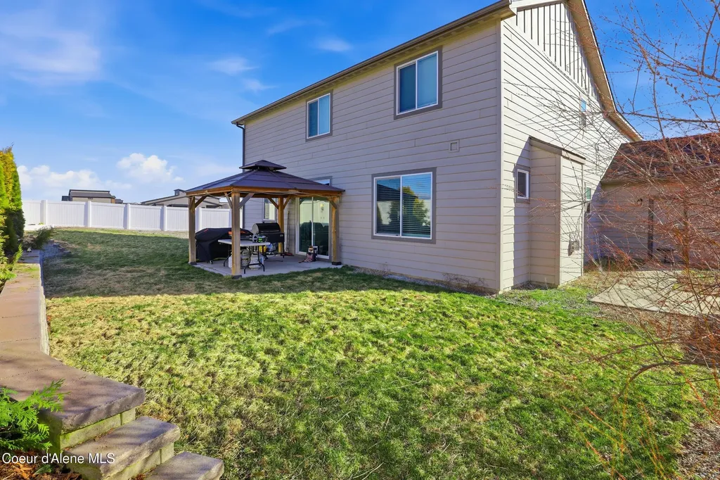 6456 W Irish Circle Rathdrum ID 83858