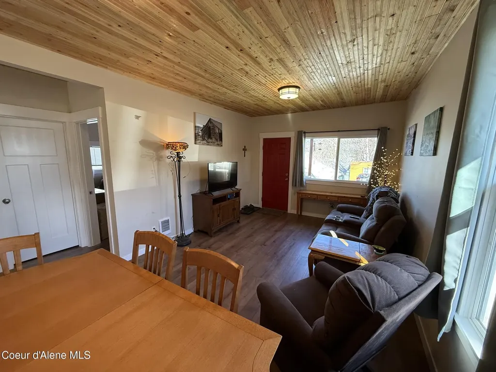 1221 W College Avenue St. Maries ID 83861