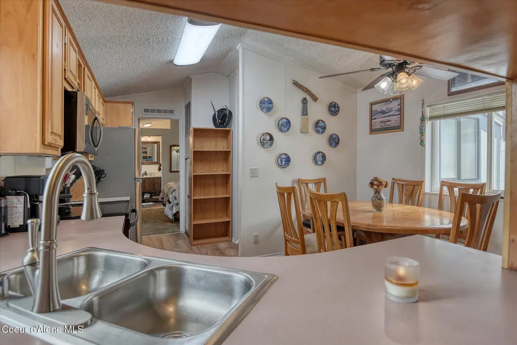 16939 W Santiago Circle Hauser ID 83854