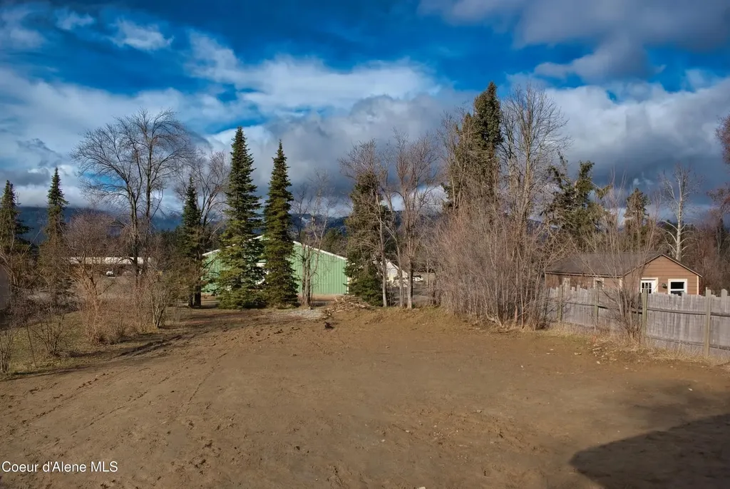 6180 Dallas Lane Bonners Ferry ID 83805