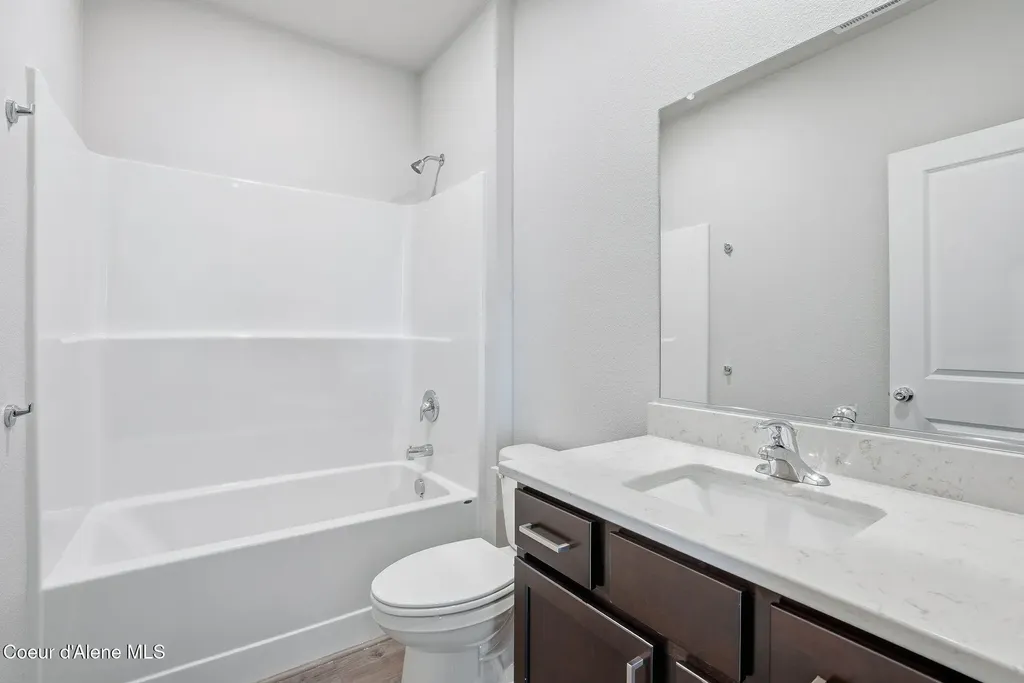 4521 E Culpeo Avenue Post Falls ID 83854