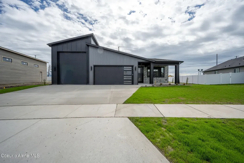 6414 W Frehley Way Rathdrum ID 83858
