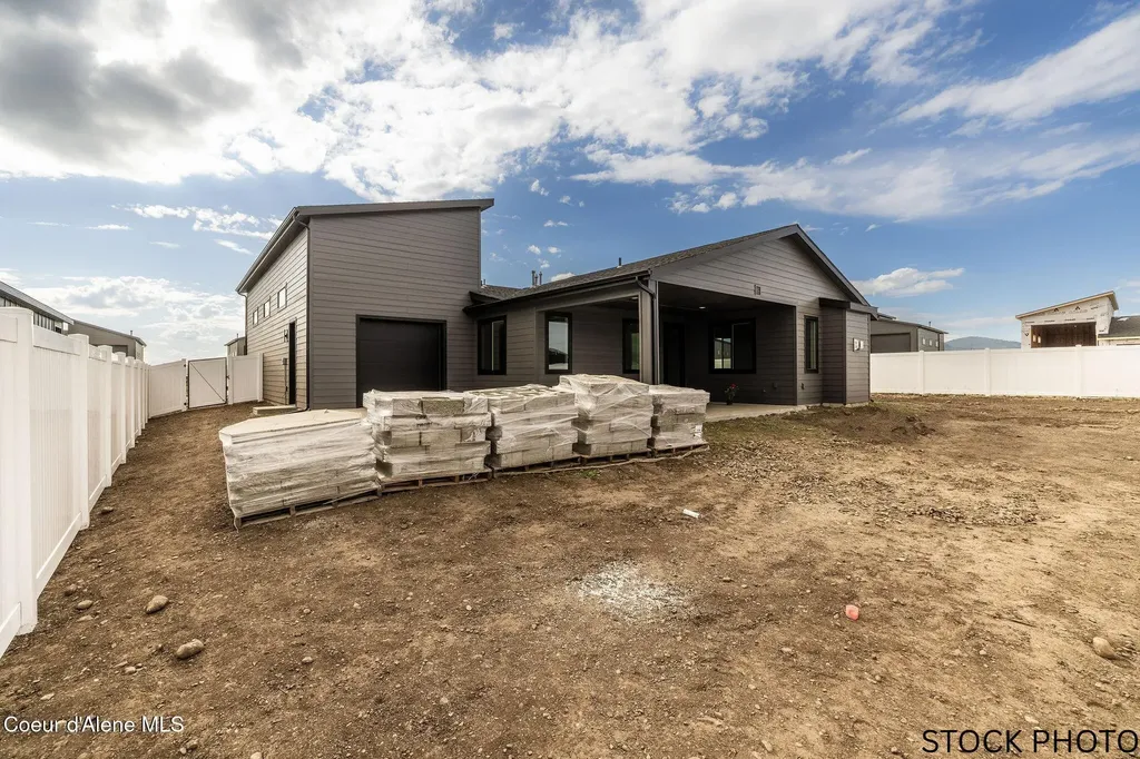 6414 W Frehley Way Rathdrum ID 83858